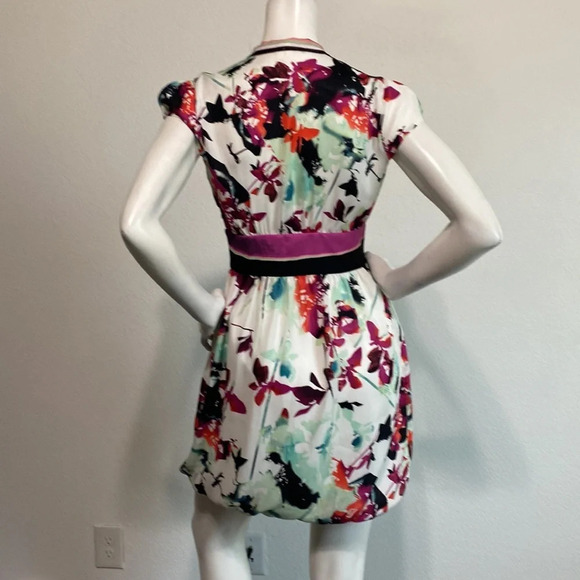 RACHEL Rachel Roy Multicolor Floral Bubble Hem Pocket Tie Front Mini Dress Sz 8 - Picture 4 of 6